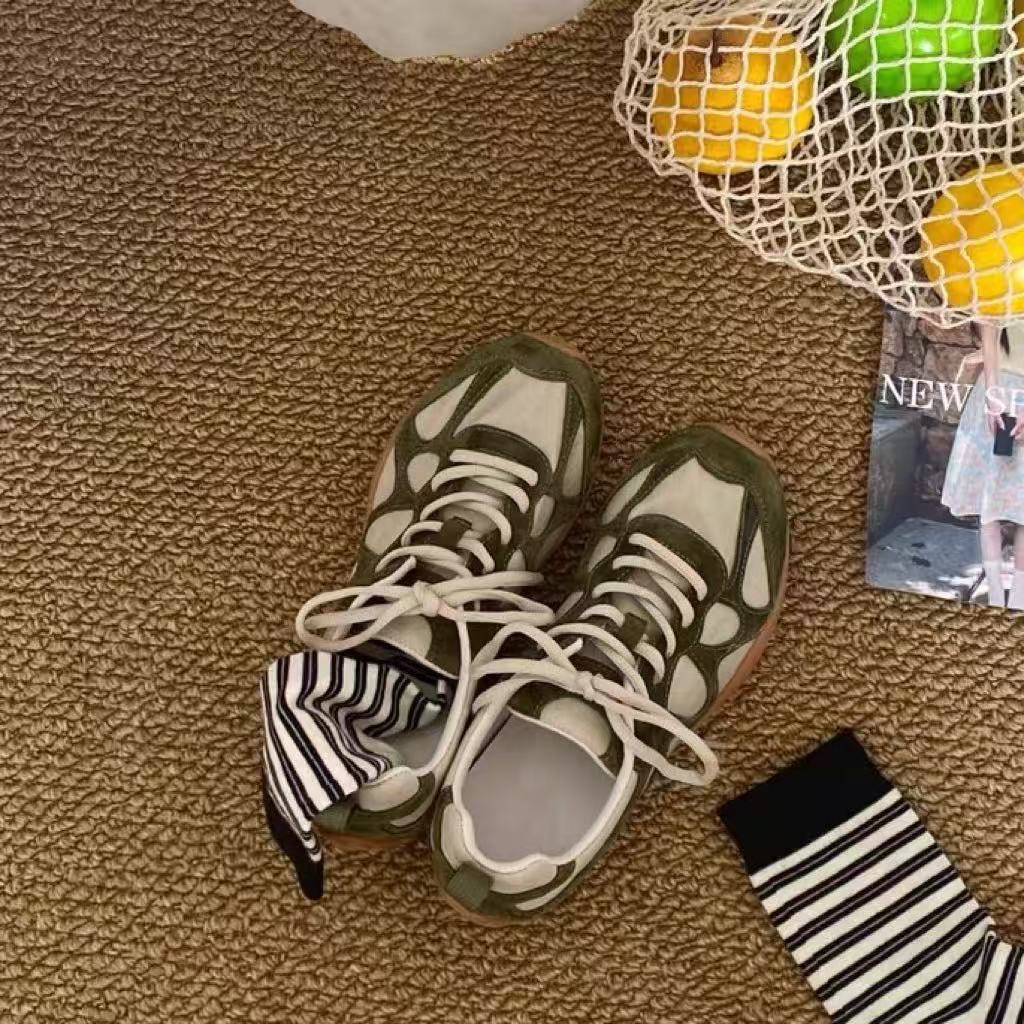 Vintage Patchwork Lace Up Snea - đánh giá và giá Sneakers